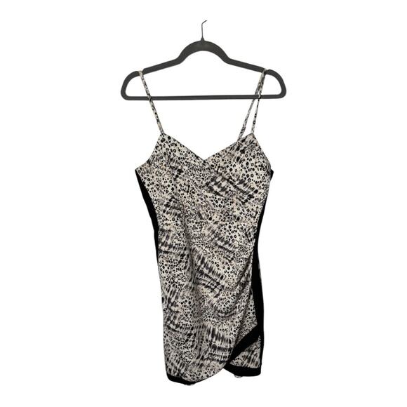 Almost Famous Black and White Leopard Print Spaghetti Strap Mini Dress Size XL - Picture 1 of 8